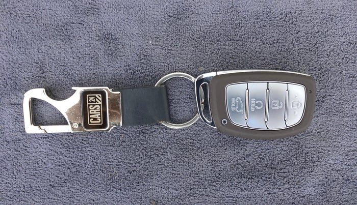 2022 Hyundai ALCAZAR PLATINUM 1.5 MT 7STR, Diesel, Manual, 21,920 km, Key Close Up