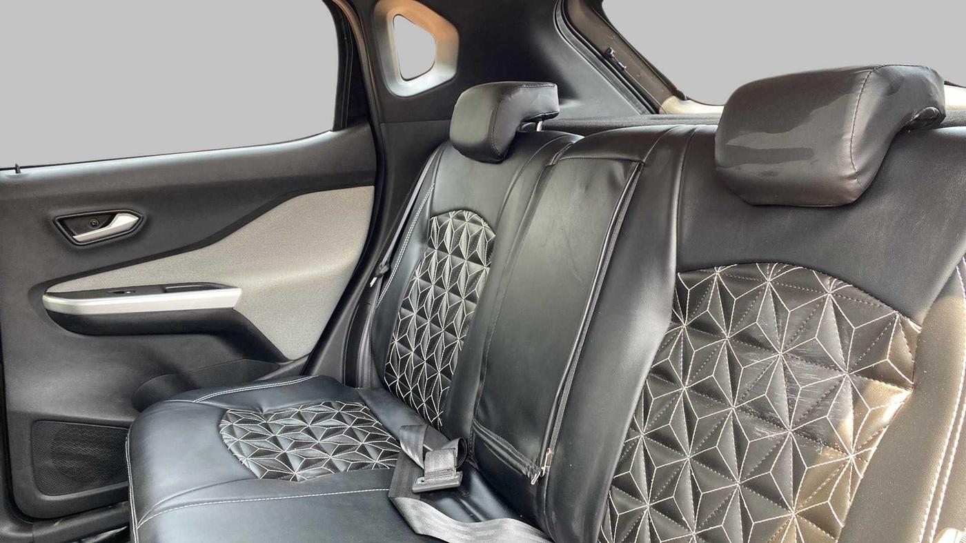 2021 Nissan MAGNITE XV MT, Petrol, Manual, 3,631 km, Right Side Rear Door Cabin