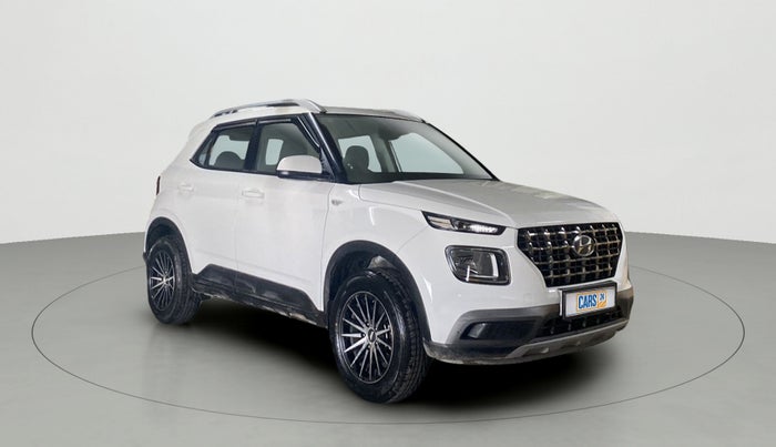 2021 Hyundai VENUE S 1.2, Petrol, Manual, 28,037 km, Right Front Diagonal