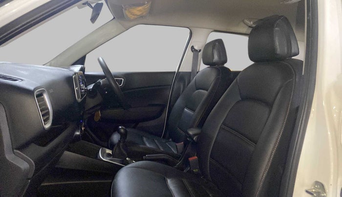 2021 Hyundai VENUE S 1.2, Petrol, Manual, 28,037 km, Right Side Front Door Cabin