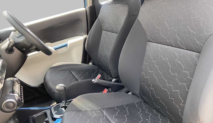 2018 Maruti IGNIS ALPHA 1.2 AMT, Petrol, Automatic, 16,139 km, Right Side Front Door Cabin