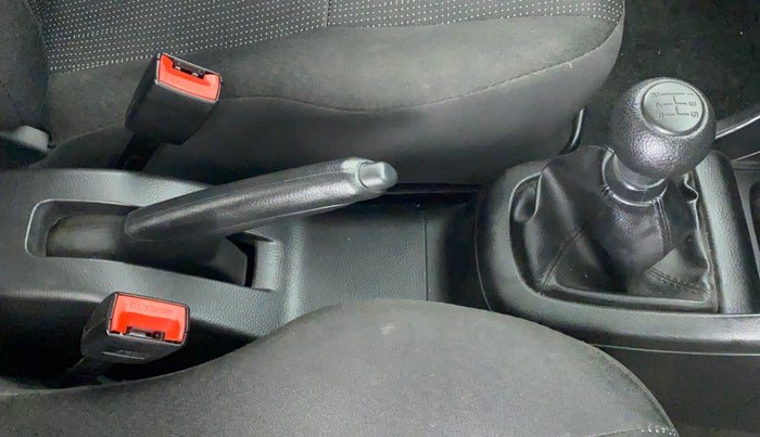 2015 Maruti Swift LXI, Petrol, Manual, 10,056 km, Gear Lever