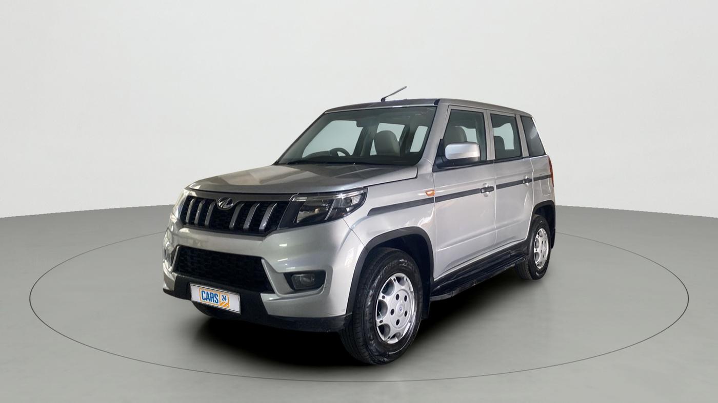 2021 Mahindra BOLERO NEO N 8, Diesel, Manual, 43,902 km, Left Front Diagonal