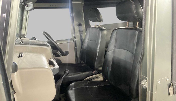 2019 Mahindra Thar CRDE 4X4 AC, Diesel, Manual, 32,009 km, Right Side Front Door Cabin