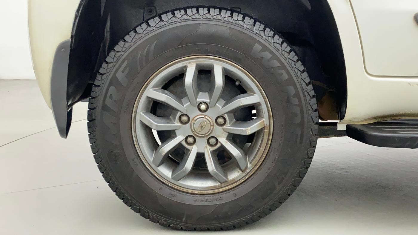 2018 Mahindra TUV300 T10, Diesel, Manual, 60,466 km, Right Rear Wheel