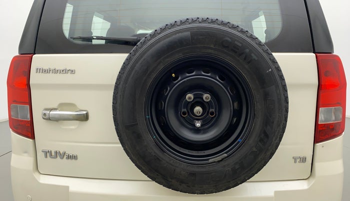 2018 Mahindra TUV300 T10, Diesel, Manual, 60,466 km, Spare Tyre