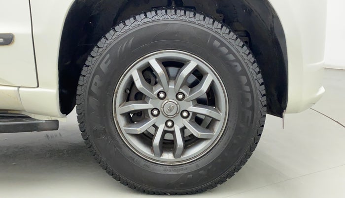 2018 Mahindra TUV300 T10, Diesel, Manual, 60,466 km, Right Front Wheel