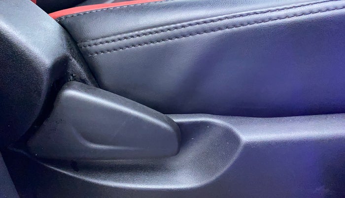 2021 Datsun Redi Go T(O) 1.0, Petrol, Manual, 9,660 km, Driver Side Adjustment Panel