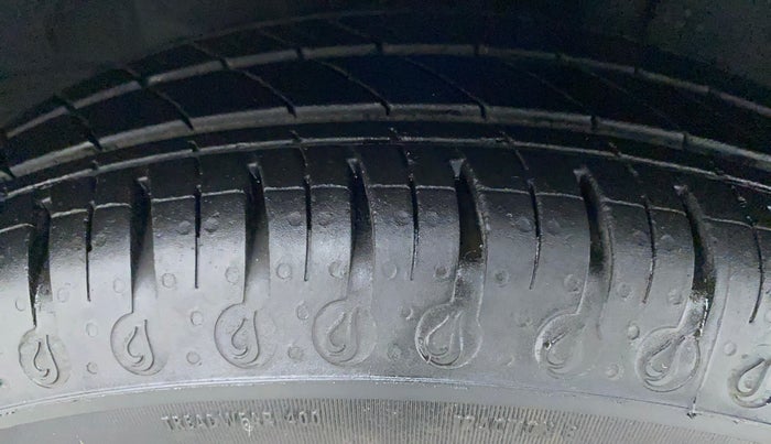 2021 Datsun Redi Go T(O) 1.0, Petrol, Manual, 9,660 km, Right Front Tyre Tread