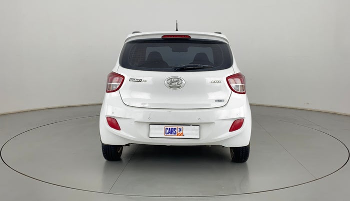 2016 Hyundai Grand i10 ASTA (O) 1.2 KAPPA VTVT, Petrol, Manual, 32,594 km, Back/Rear