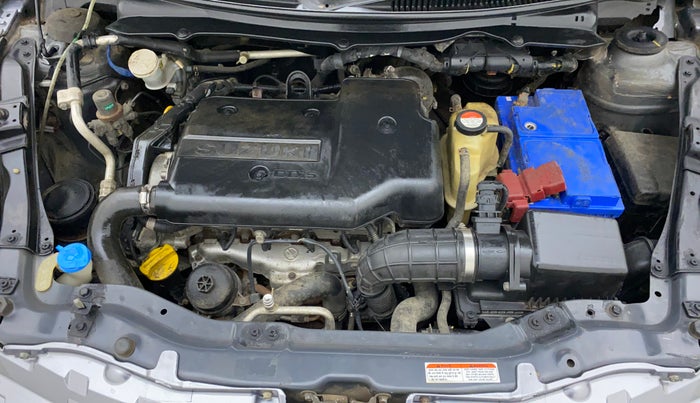 2013 Maruti Swift VDI, Diesel, Manual, 77,326 km, Open Bonet
