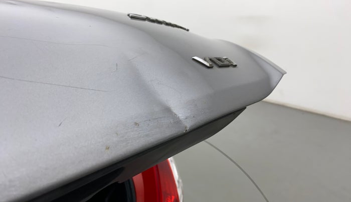 2013 Maruti Swift VDI, Diesel, Manual, 77,326 km, Dicky (Boot door) - Slightly dented