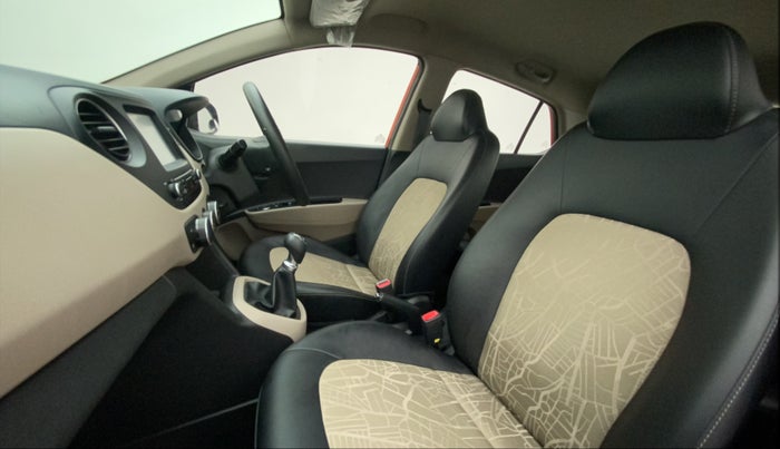 2018 Hyundai Grand i10 SPORTZ (O) 1.2 KAPPA VTVT, Petrol, Manual, 21,626 km, Right Side Front Door Cabin