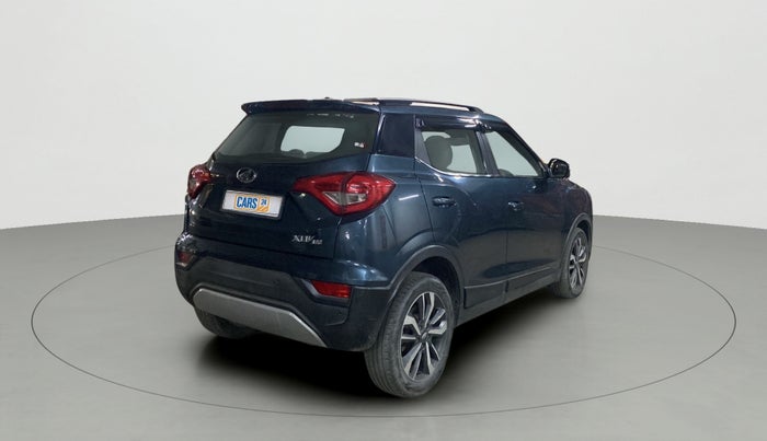 2019 Mahindra XUV300 W8(O) 1.2 PETROL DUAL TONE, Petrol, Manual, 40,329 km, Right Back Diagonal