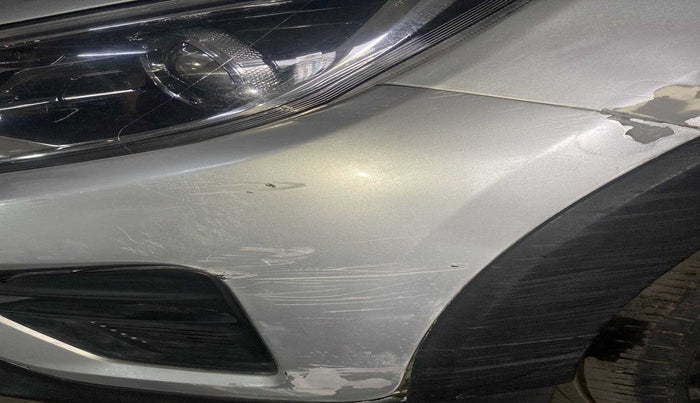 2020 Renault TRIBER RXE MT, Petrol, Manual, 25,837 km, Front bumper - Bumper cladding minor damage/missing