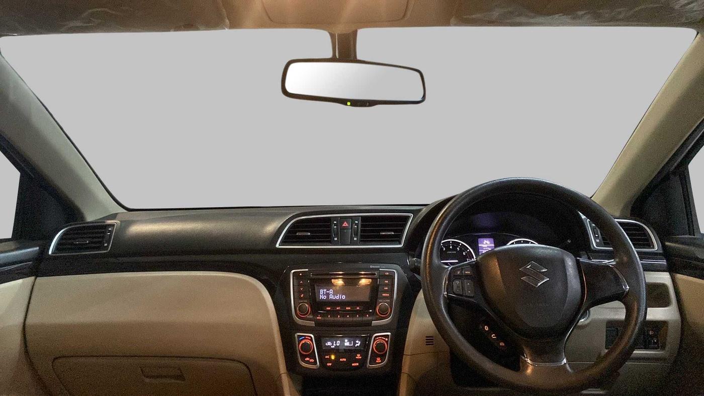 2015 Maruti Ciaz ZXI, Petrol, Manual, 22,642 km, Dashboard