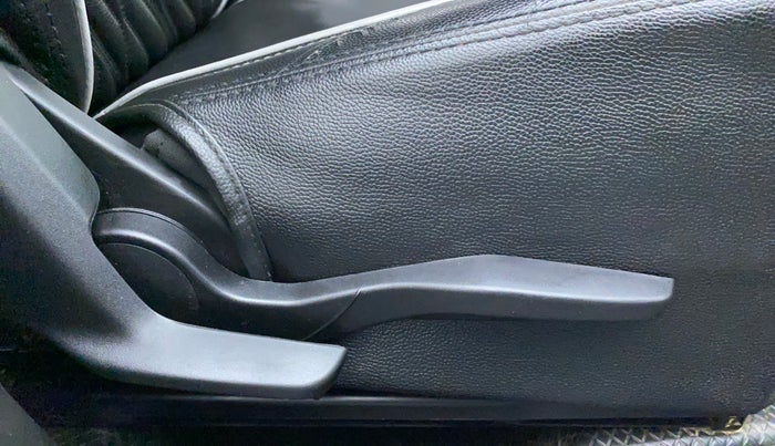 2020 Maruti Swift VXI, Petrol, Manual, 47,513 km, Driver Side Adjustment Panel