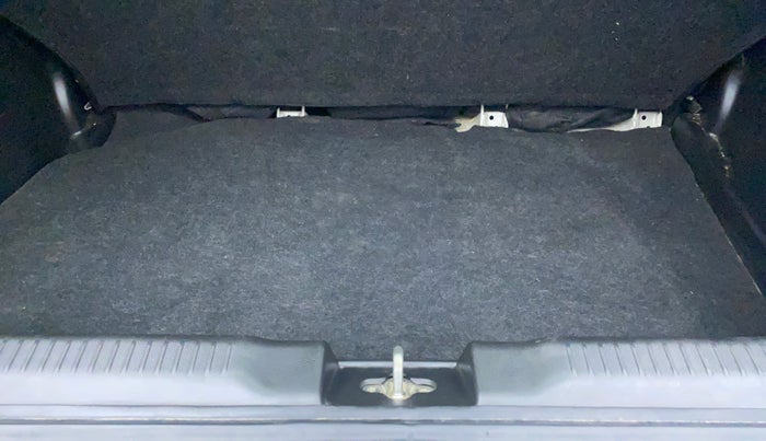 2020 Maruti Swift VXI, Petrol, Manual, 47,513 km, Boot Inside