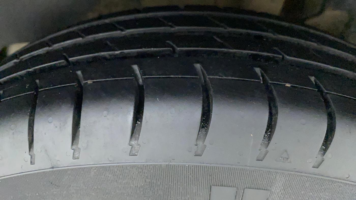 2020 Maruti Swift VXI, Petrol, Manual, 47,513 km, Left Rear Tyre Tread