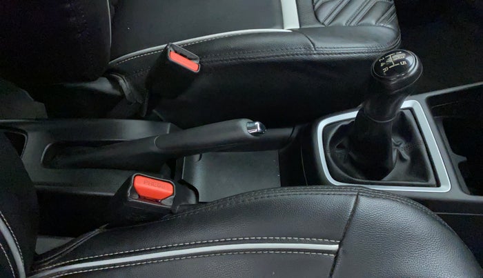 2020 Maruti Swift VXI, Petrol, Manual, 47,513 km, Gear Lever