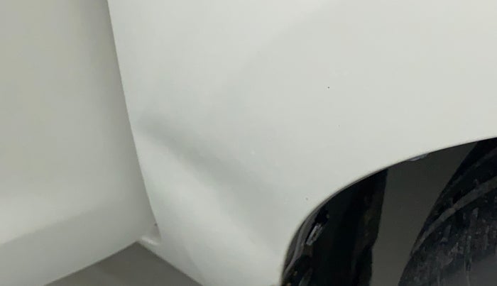 2020 Maruti Swift VXI, Petrol, Manual, 47,513 km, Right fender - Slightly dented