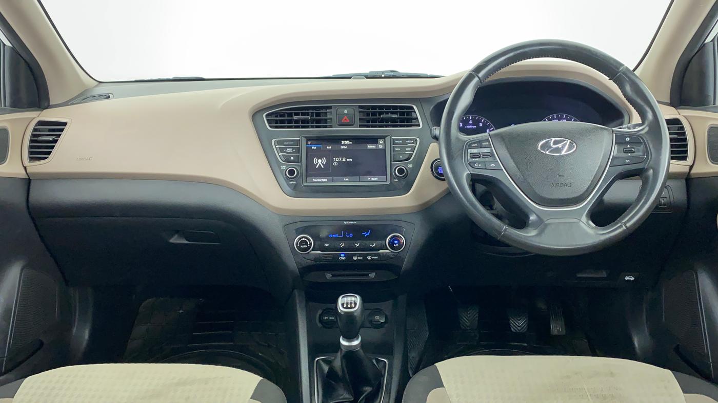 2018 Hyundai Elite i20 ASTA 1.2 (O), Petrol, Manual, 43,740 km, Dashboard