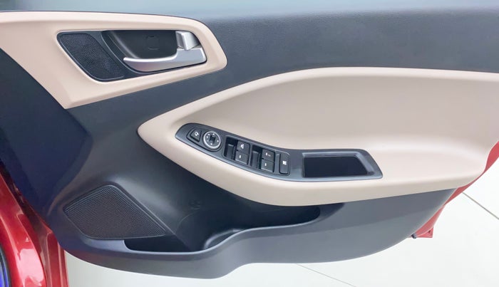 2019 Hyundai Elite i20 ASTA (O) CVT, Petrol, Automatic, 26,935 km, Driver Side Door Panels Control