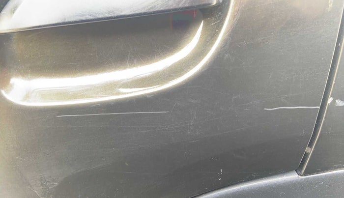 2021 Renault Kwid RXT 1.0 AMT (O), Petrol, Automatic, 18,707 km, Rear left door - Minor scratches