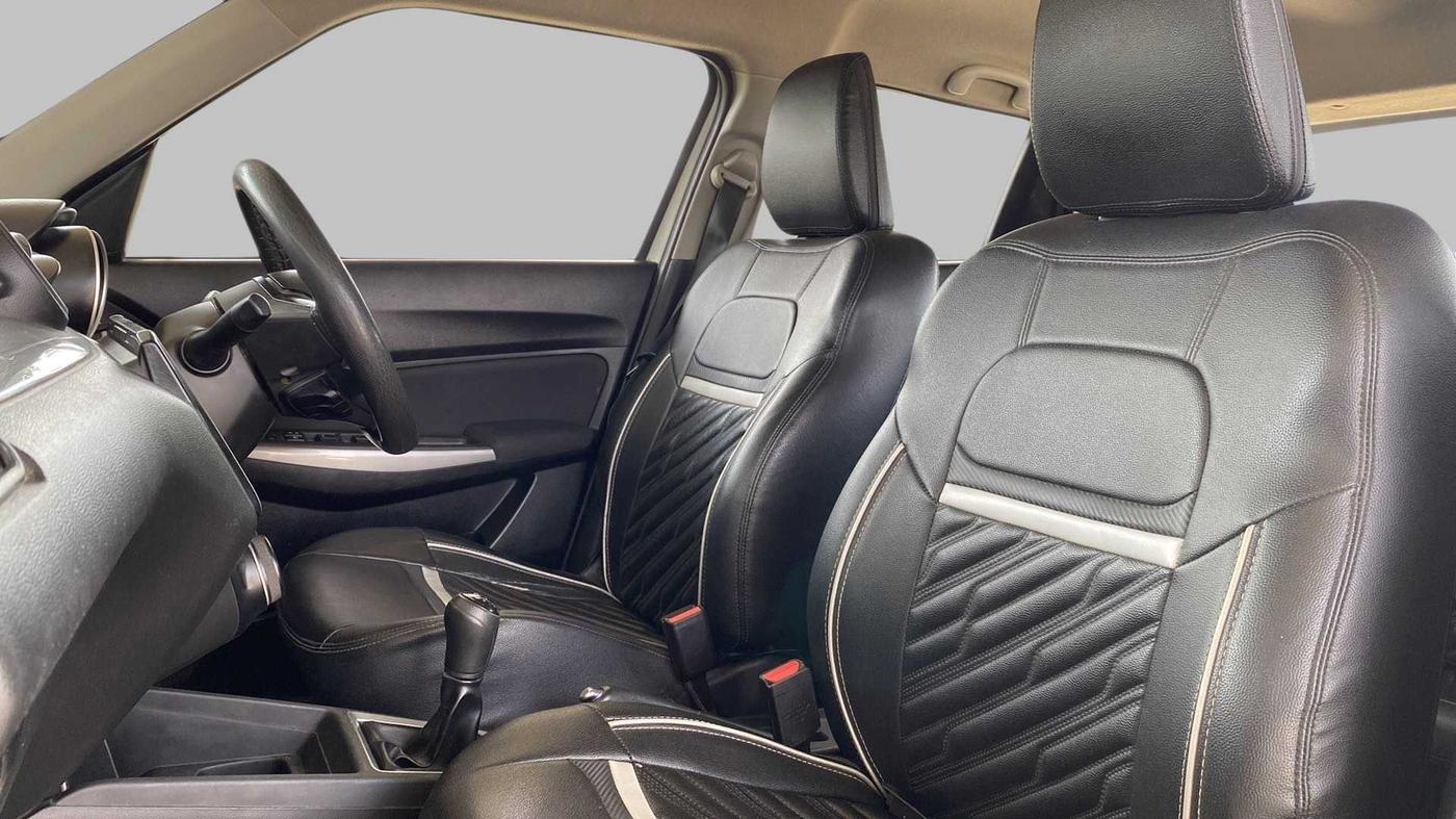 2019 Maruti Swift ZXI PLUS, Petrol, Manual, 65,772 km, Right Side Front Door Cabin