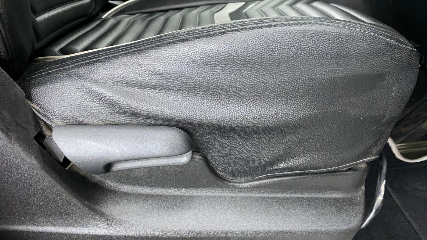 2019 Maruti Vitara Brezza VDI AMT, Diesel, Automatic, 61,330 km, Driver Side Adjustment Panel