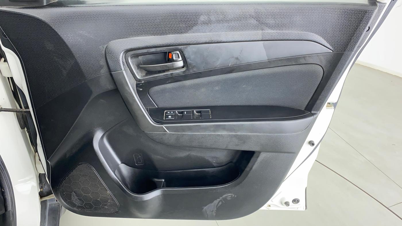 2019 Maruti Vitara Brezza VDI AMT, Diesel, Automatic, 61,330 km, Driver Side Door Panels Control