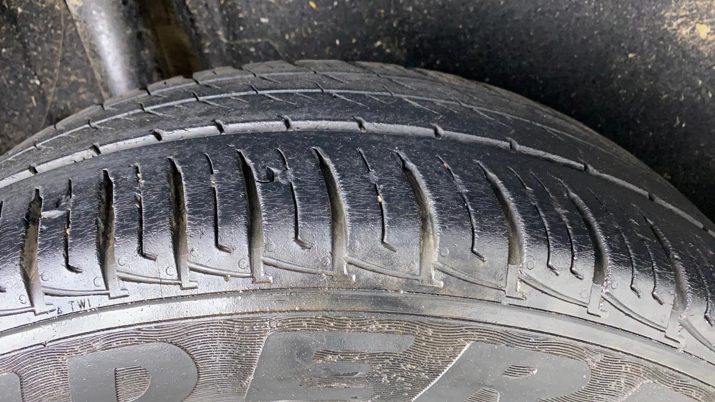 2019 Maruti Vitara Brezza VDI AMT, Diesel, Automatic, 61,330 km, Right Rear Tyre Tread