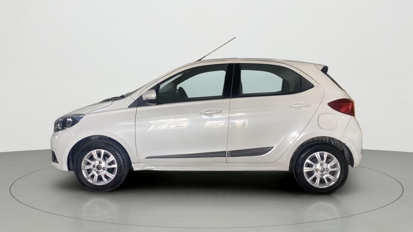 2017 Tata Tiago XZA PETROL, Petrol, Automatic, 67,599 km, Left Side