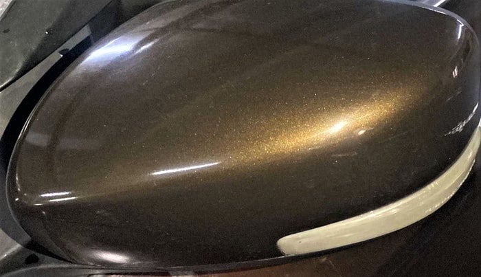 2016 Maruti Ciaz ZXI+, Petrol, Manual, 72,338 km, Left rear-view mirror - Mirror motor not working