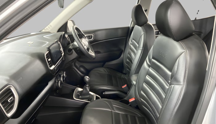 2020 Hyundai VENUE S+ 1.2, Petrol, Manual, 15,237 km, Right Side Front Door Cabin