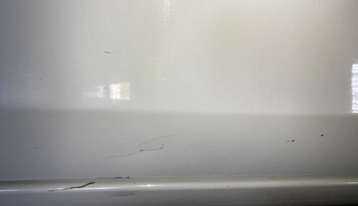 2013 Maruti Ertiga VXI, CNG, Manual, 44,536 km, Front passenger door - Slightly dented