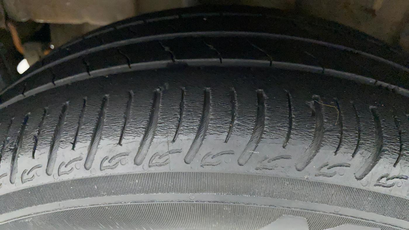 2019 Tata TIAGO NRG PETROL, Petrol, Manual, 22,150 km, Right Rear Tyre Tread