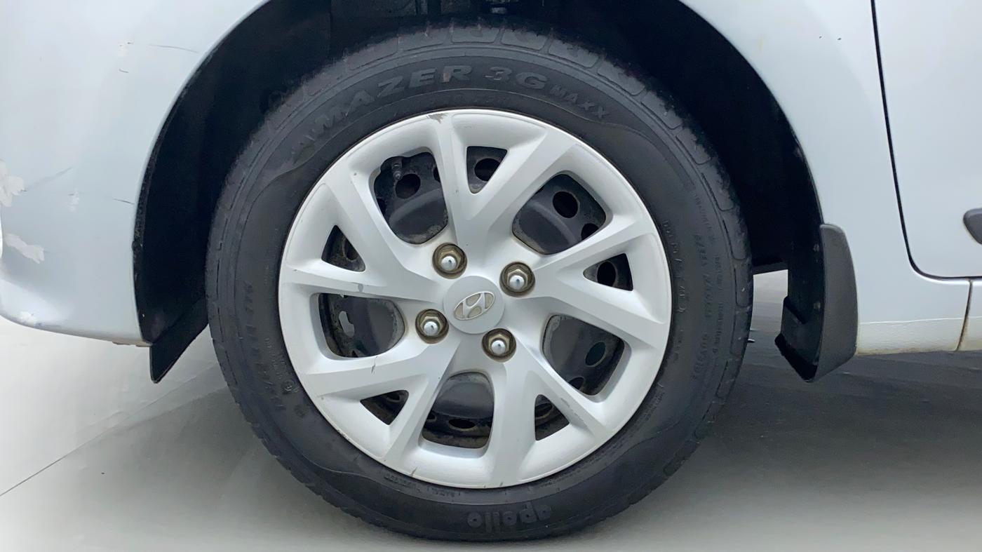 2018 Hyundai Grand i10 MAGNA AT 1.2 KAPPA VTVT, Petrol, Automatic, 18,087 km, Left Front Wheel