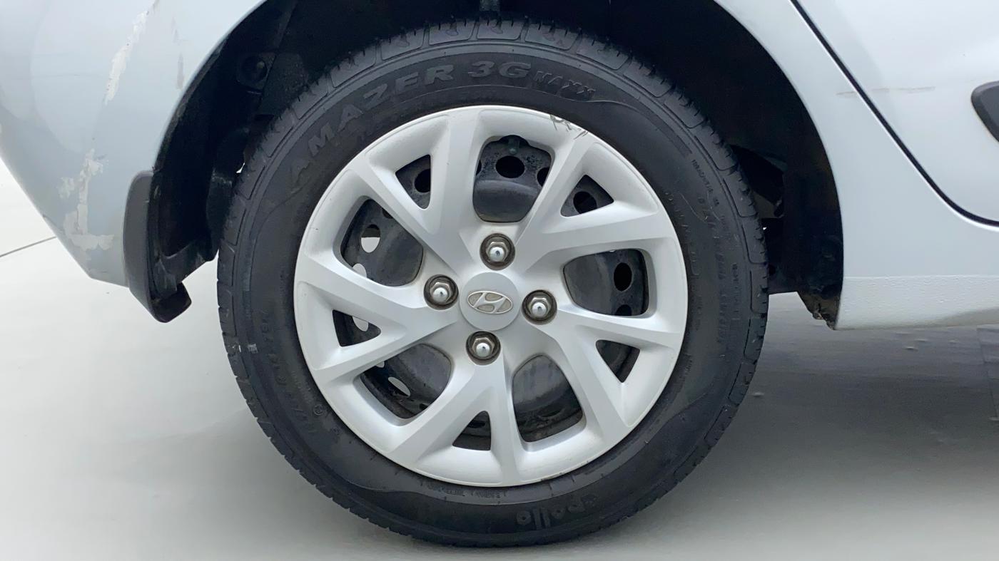 2018 Hyundai Grand i10 MAGNA AT 1.2 KAPPA VTVT, Petrol, Automatic, 18,087 km, Right Rear Wheel