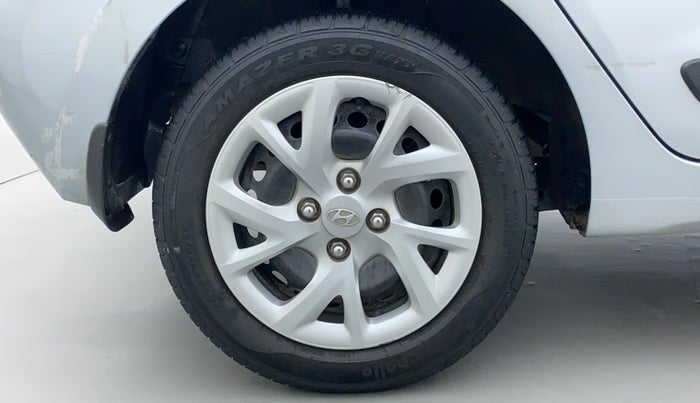 2018 Hyundai Grand i10 MAGNA AT 1.2 KAPPA VTVT, Petrol, Automatic, 18,087 km, Right Rear Wheel