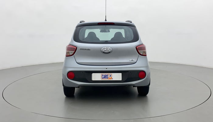 2018 Hyundai Grand i10 MAGNA AT 1.2 KAPPA VTVT, Petrol, Automatic, 18,087 km, Back/Rear