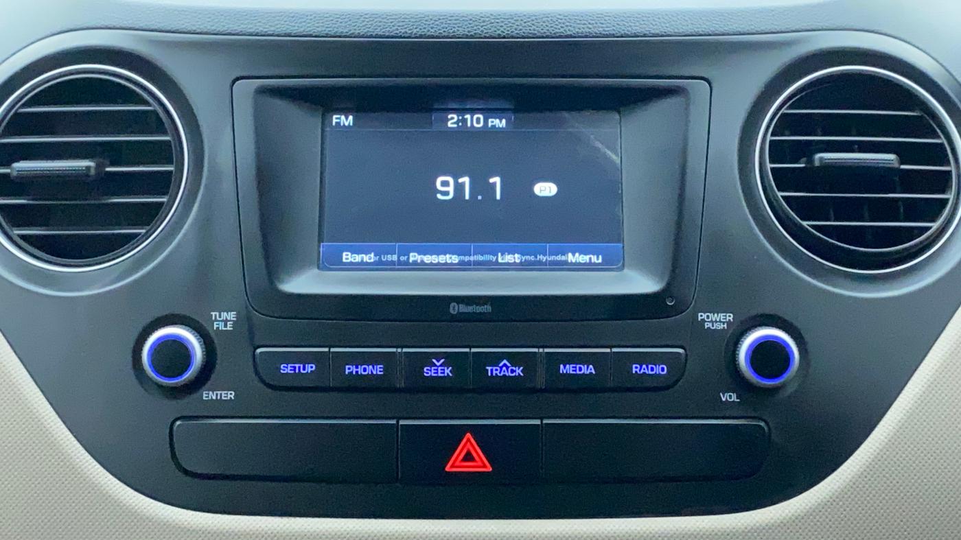2018 Hyundai Grand i10 MAGNA AT 1.2 KAPPA VTVT, Petrol, Automatic, 18,087 km, Infotainment System