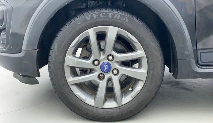 2018 Ford FREESTYLE TITANIUM 1.5 DIESEL, Diesel, Manual, 38,099 km, Left Front Wheel