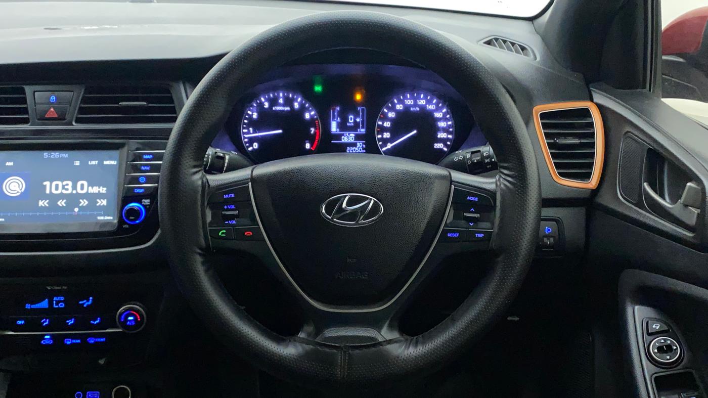 2017 Hyundai Elite i20 ASTA 1.2 DUAL TONE, Petrol, Manual, 22,050 km, Steering Wheel Close Up
