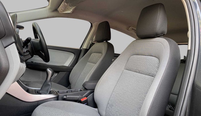 2020 Tata ALTROZ XZ PETROL, Petrol, Manual, 37,654 km, Right Side Front Door Cabin