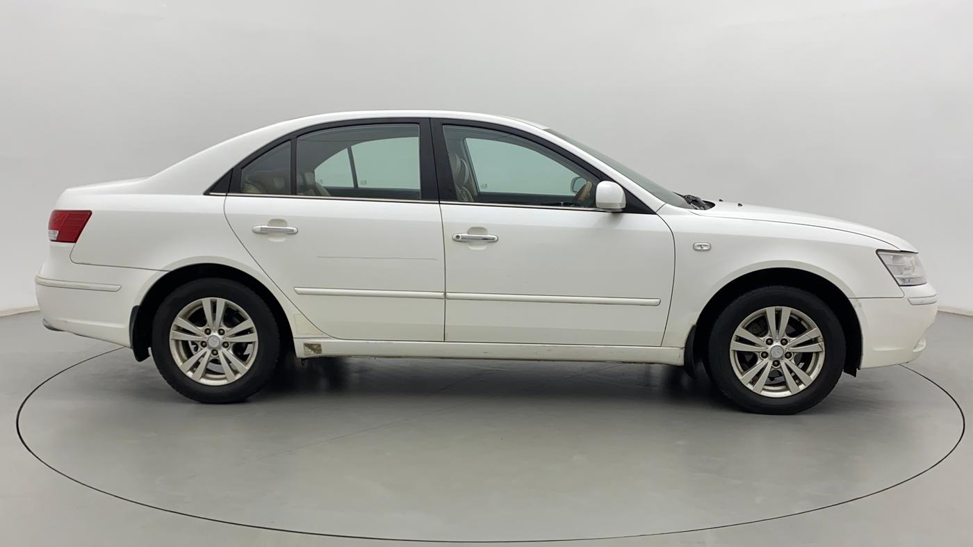 2011 Hyundai Sonata 2.4 GDI MT, Petrol, Manual, 74,795 km, Right Side View
