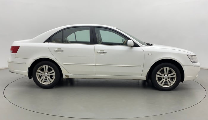2011 Hyundai Sonata 2.4 GDI MT, Petrol, Manual, 74,795 km, Right Side View