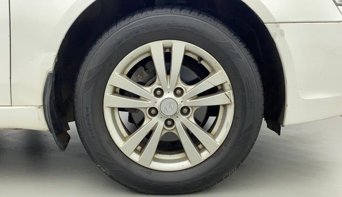 2011 Hyundai Sonata 2.4 GDI MT, Petrol, Manual, 74,795 km, Right Front Wheel
