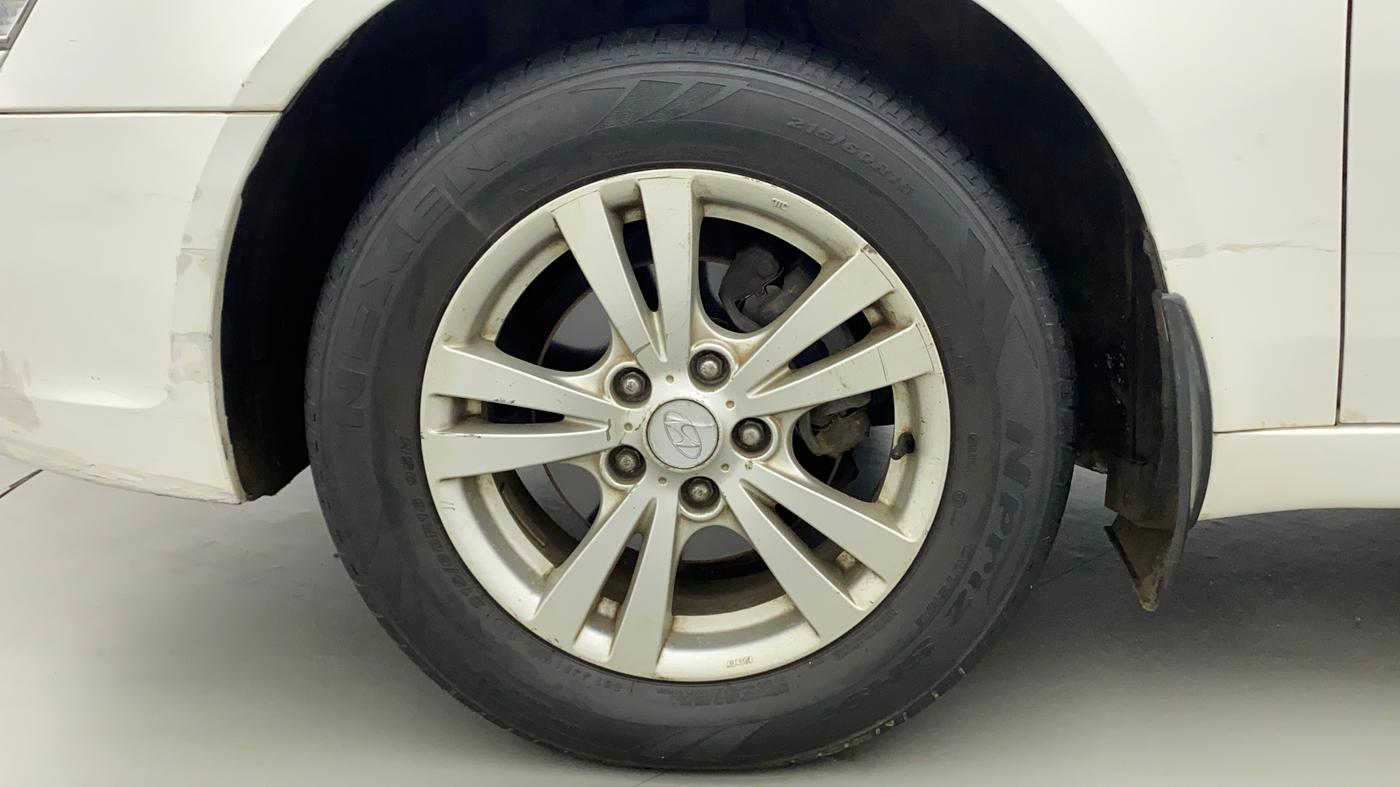 2011 Hyundai Sonata 2.4 GDI MT, Petrol, Manual, 74,795 km, Left Front Wheel