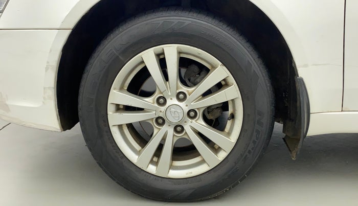 2011 Hyundai Sonata 2.4 GDI MT, Petrol, Manual, 74,795 km, Left Front Wheel